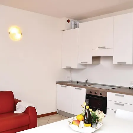 Toscolano Maderno -bs- 40 Daire *